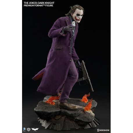 The Joker (The Dark Knight) Premium Format™ Statue Sideshow