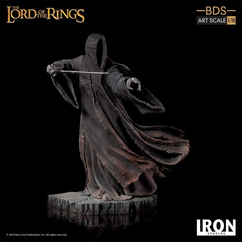 Attacking Nazgul Deluxe Art Scale 1/10 Statue Iron Studios