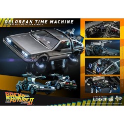 DeLorean Time Machine BTTF2 MMS 1/6 Hot Toys