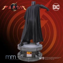 BATMAN - Michael Keaton - The Flash Life Size Statue Muckle