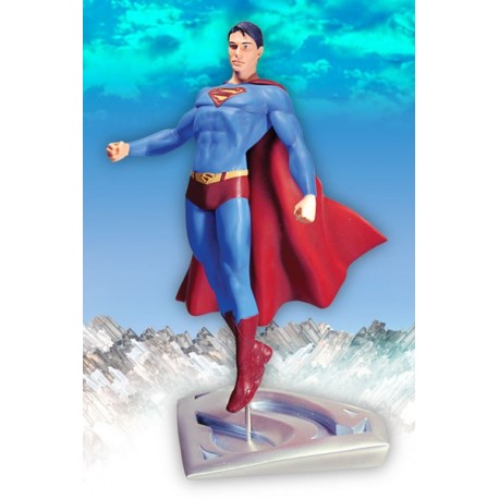 Superman Returns in Flight Statue DC Direct