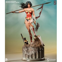 Wonder Woman Premium Format™ Statue Sideshow